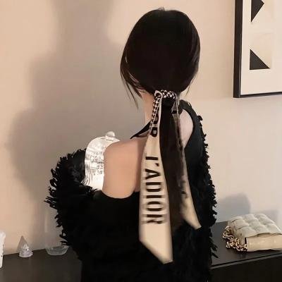 越与南